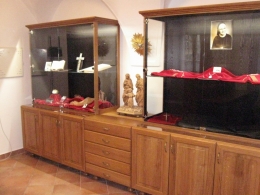 Archivní místnost v Domě sv. Notburgy v Praze