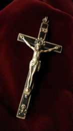 Úmrtní kříž, který měla Matka Vojtěcha v ruce v hodinu smrti. (Kříž dostávají sestry při doživotních slibech spolu s prstenem)